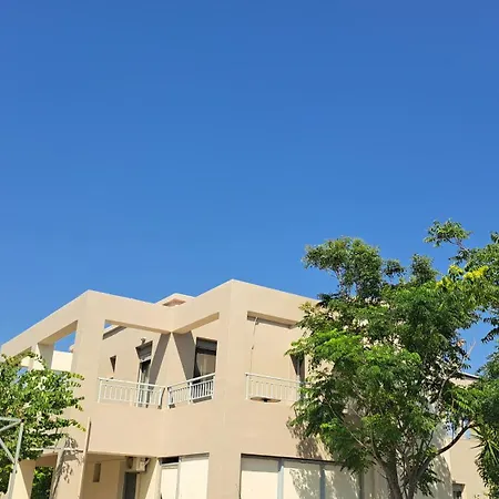 Hercules Hills Sea View 公寓 *